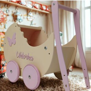 Drewniany wózek dla lalek “budkofalbanka” z regulowaną rączką